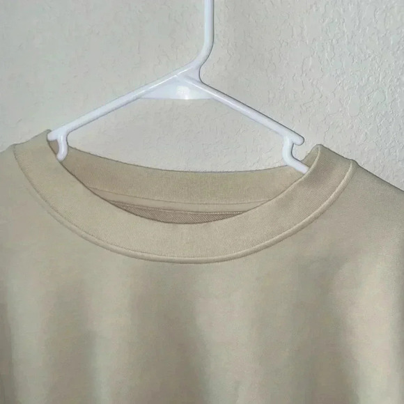 Lululemon Perfectly Oversized Crew - Picture 2 of 6